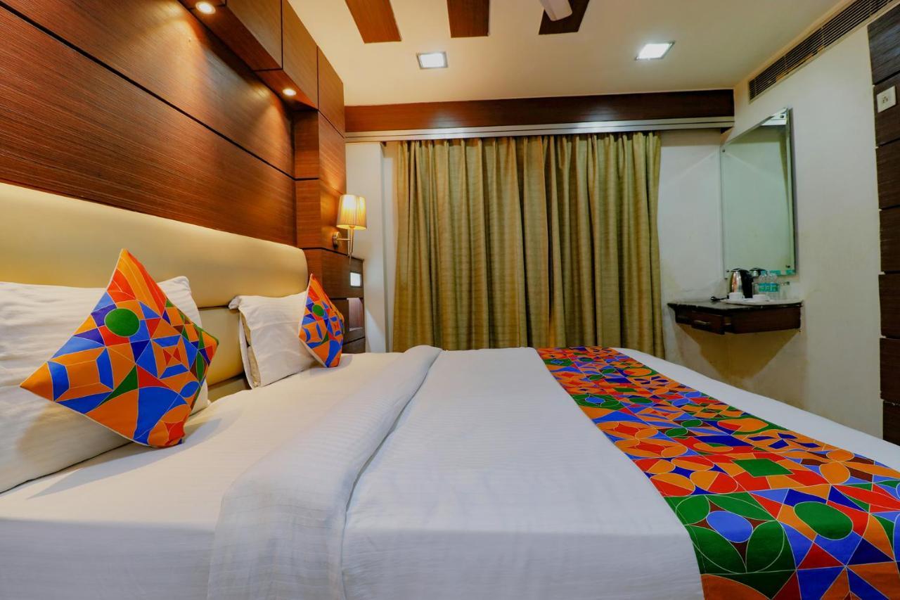 Fabhotel Admire Suites Yeni Delhi Dış mekan fotoğraf