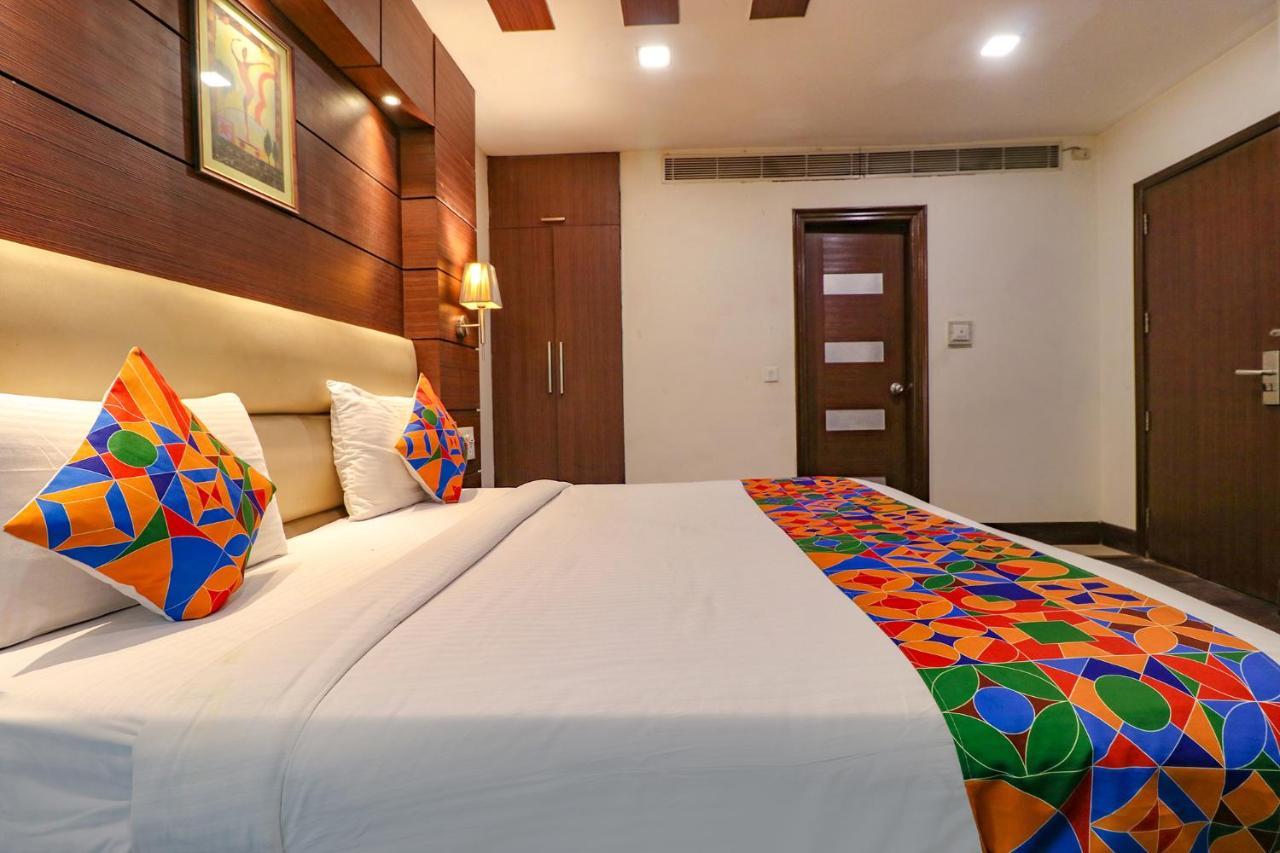 Fabhotel Admire Suites Yeni Delhi Dış mekan fotoğraf