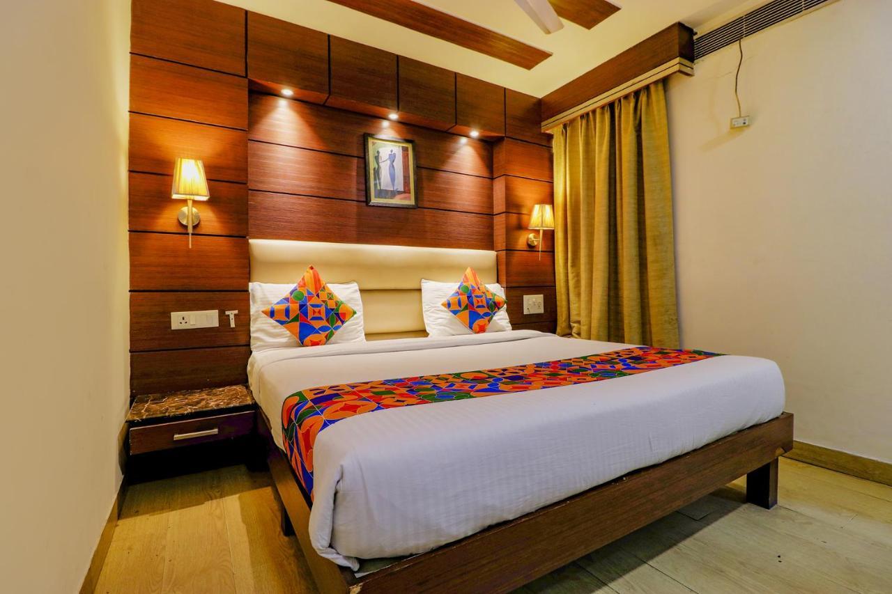 Fabhotel Admire Suites Yeni Delhi Dış mekan fotoğraf