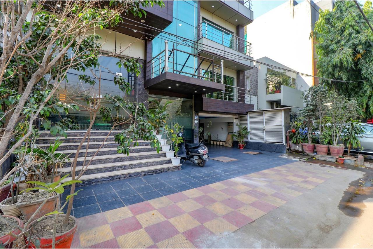Fabhotel Admire Suites Yeni Delhi Dış mekan fotoğraf