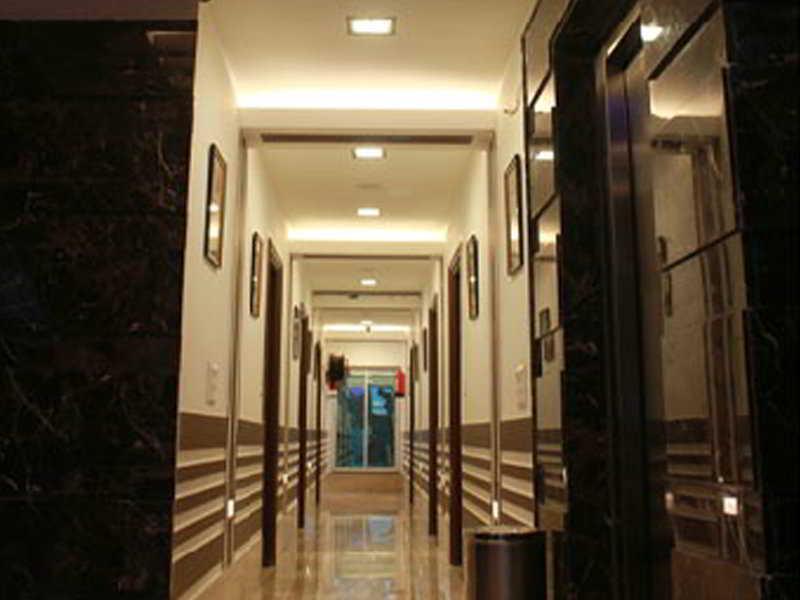 Fabhotel Admire Suites Yeni Delhi Dış mekan fotoğraf